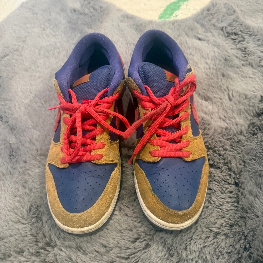 Used / VNDS Nike SB Dunk Low Reverse Papa Bear. Mens 10.5